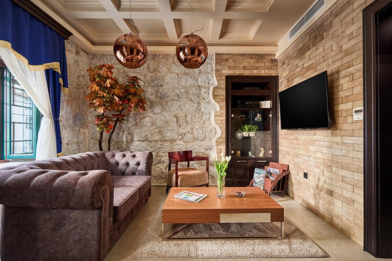 Apartment Lav In The City Centre Cattaro Esterno foto