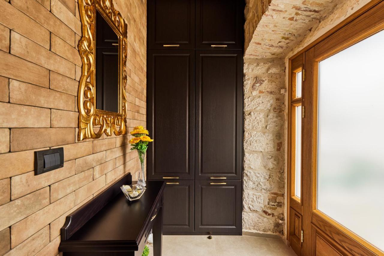 Apartment Lav In The City Centre Cattaro Esterno foto